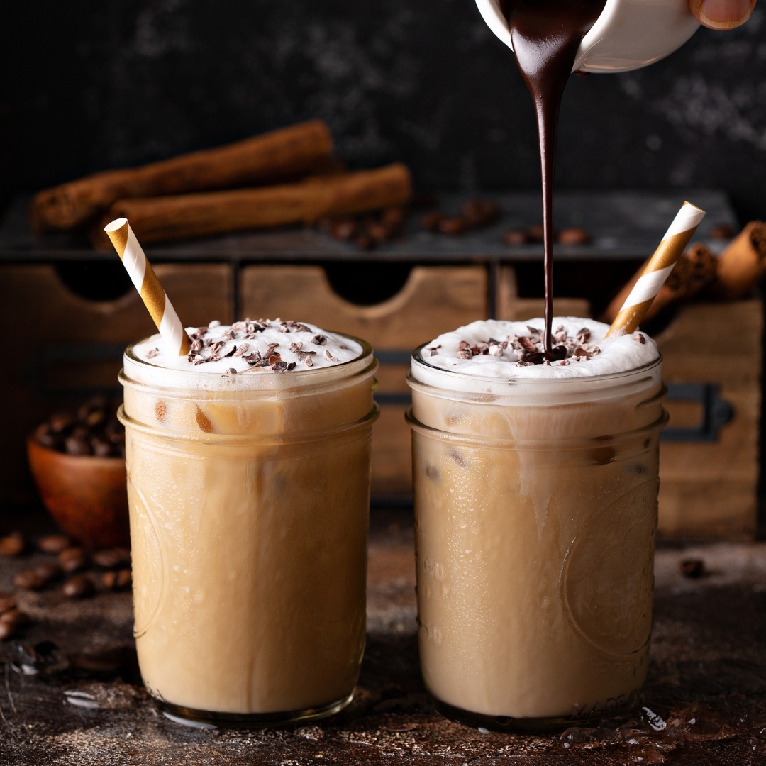 Caramel Macchiato Glacé Protéiné : la Boisson Vegan Énergisante Façon Starbucks